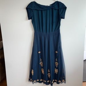 Anthropologie Chan Luu Silk Beaded Gown Size‎ M